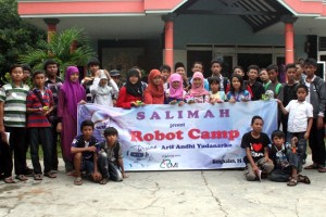 Peserta RobotCamp Salimah Bangkalan